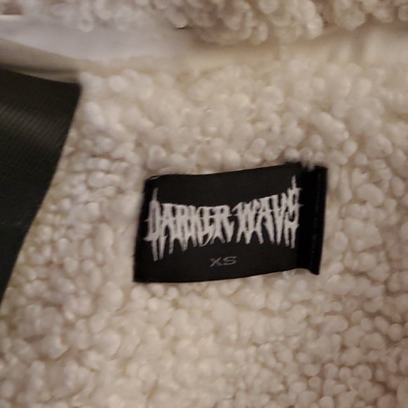 Darker WAVS. Flash $179 - Picture 5 of 12